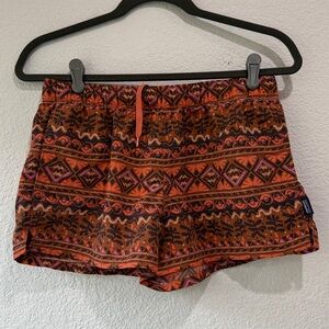 Patagonia Barely Baggies Shorts Mangrove Tiki Henna Brown Print Outdoor Sz M